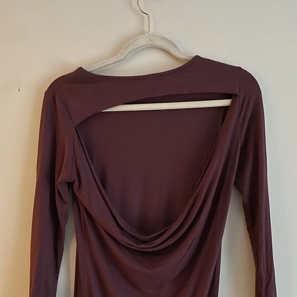 Lulus Wmn S Burgundy Jersey Knit Long Sleeve Backless Kiss And Tell Sheath Dress - Picture 10 of 10